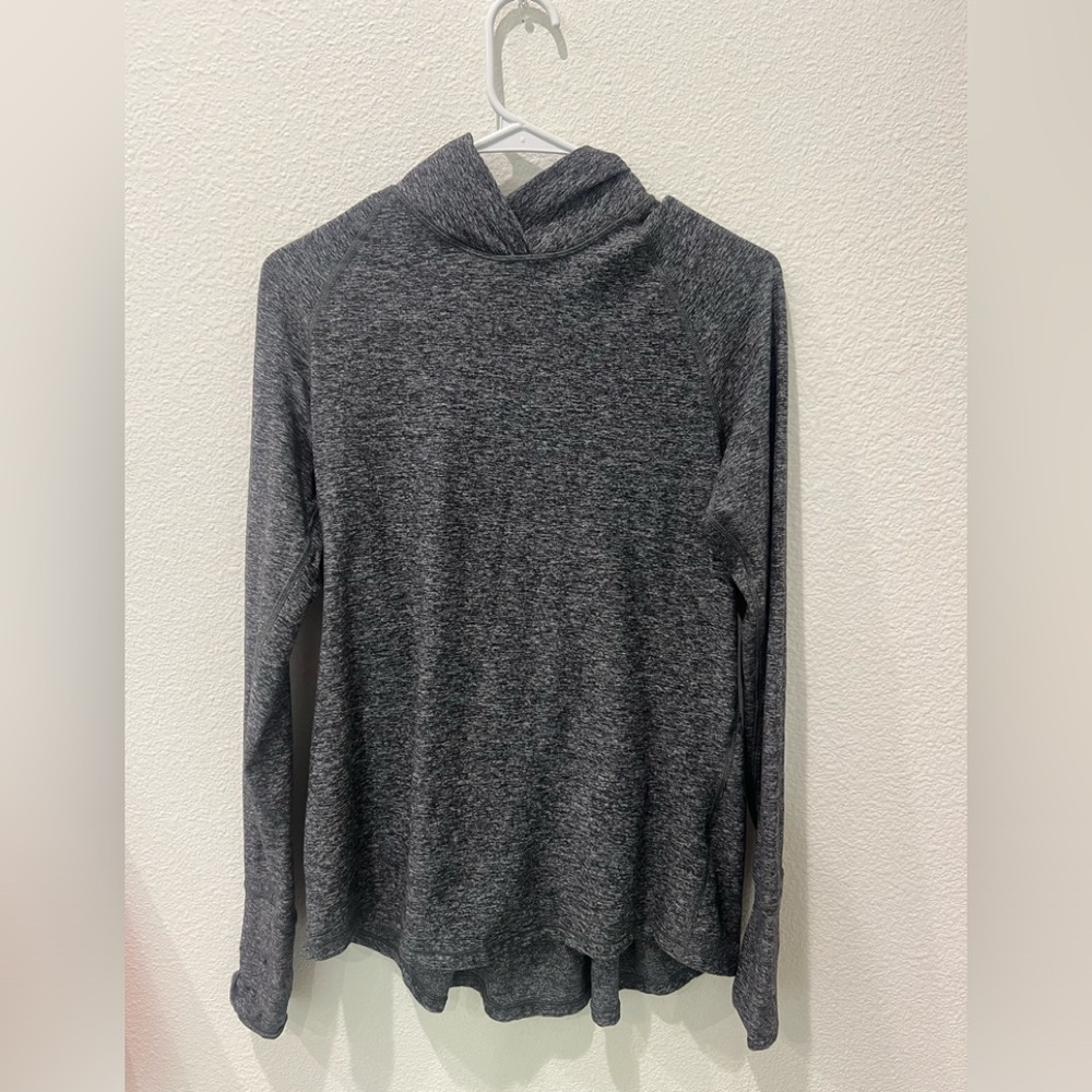 Lululemon sweater size 10